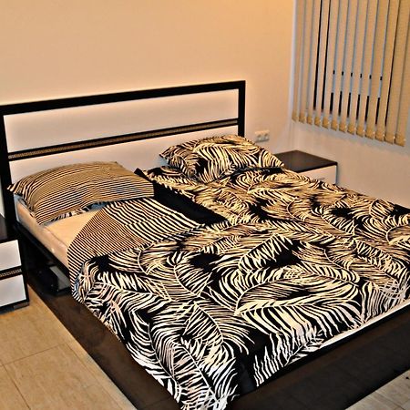 Private Apartment In Green Life Beach Resort Sozopol Room photo